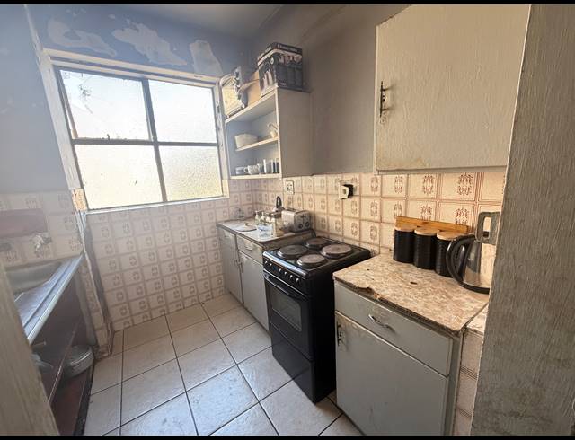 3 BEDROOM APARTMENT FOR SALE IN SUNNYSIDE